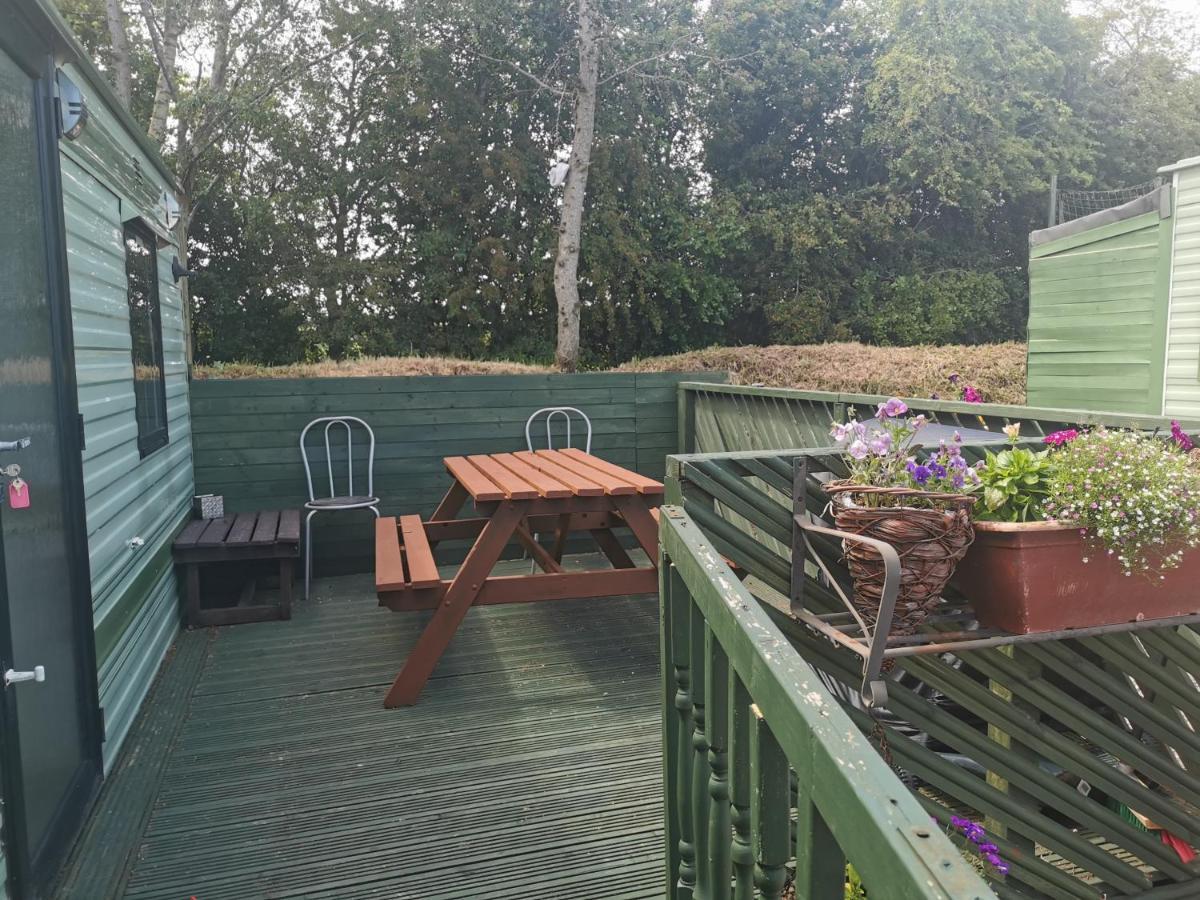 Lochlands Caravan Park X Villa Forfar Esterno foto