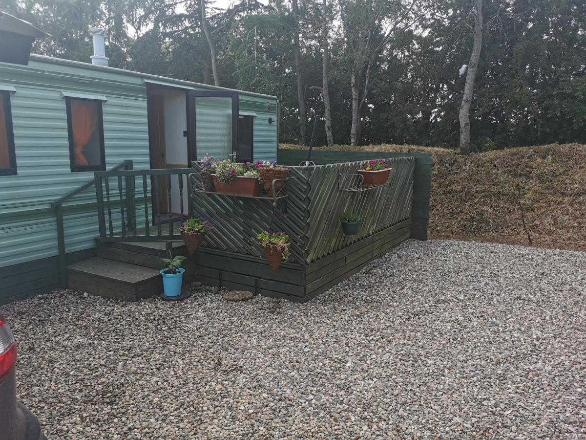 Lochlands Caravan Park X Villa Forfar Esterno foto